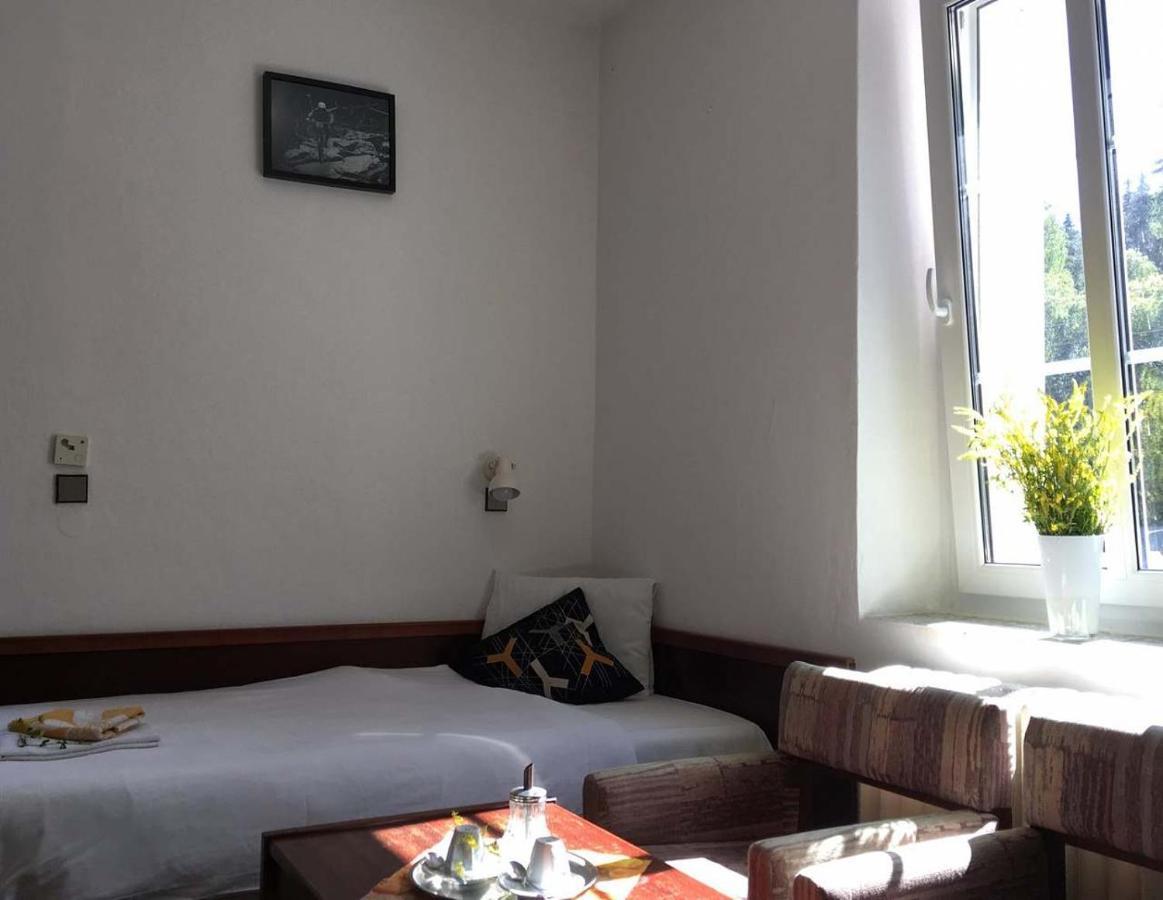 Horska Chata Pod Lanovkou Jáchymov Dış mekan fotoğraf