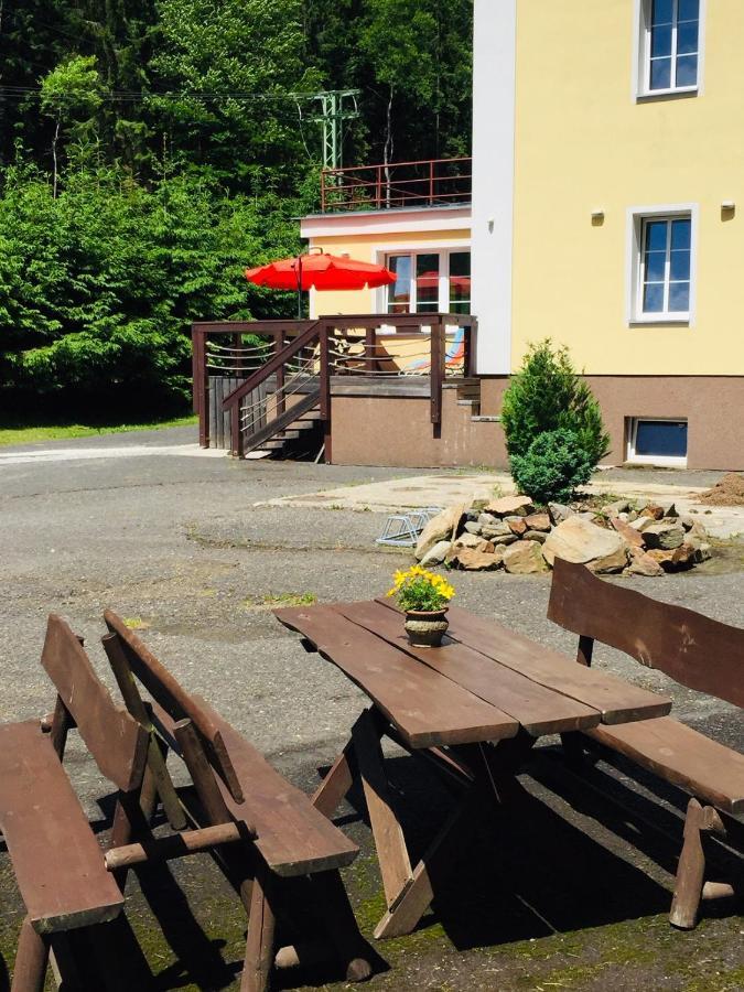 Horska Chata Pod Lanovkou Jáchymov Dış mekan fotoğraf